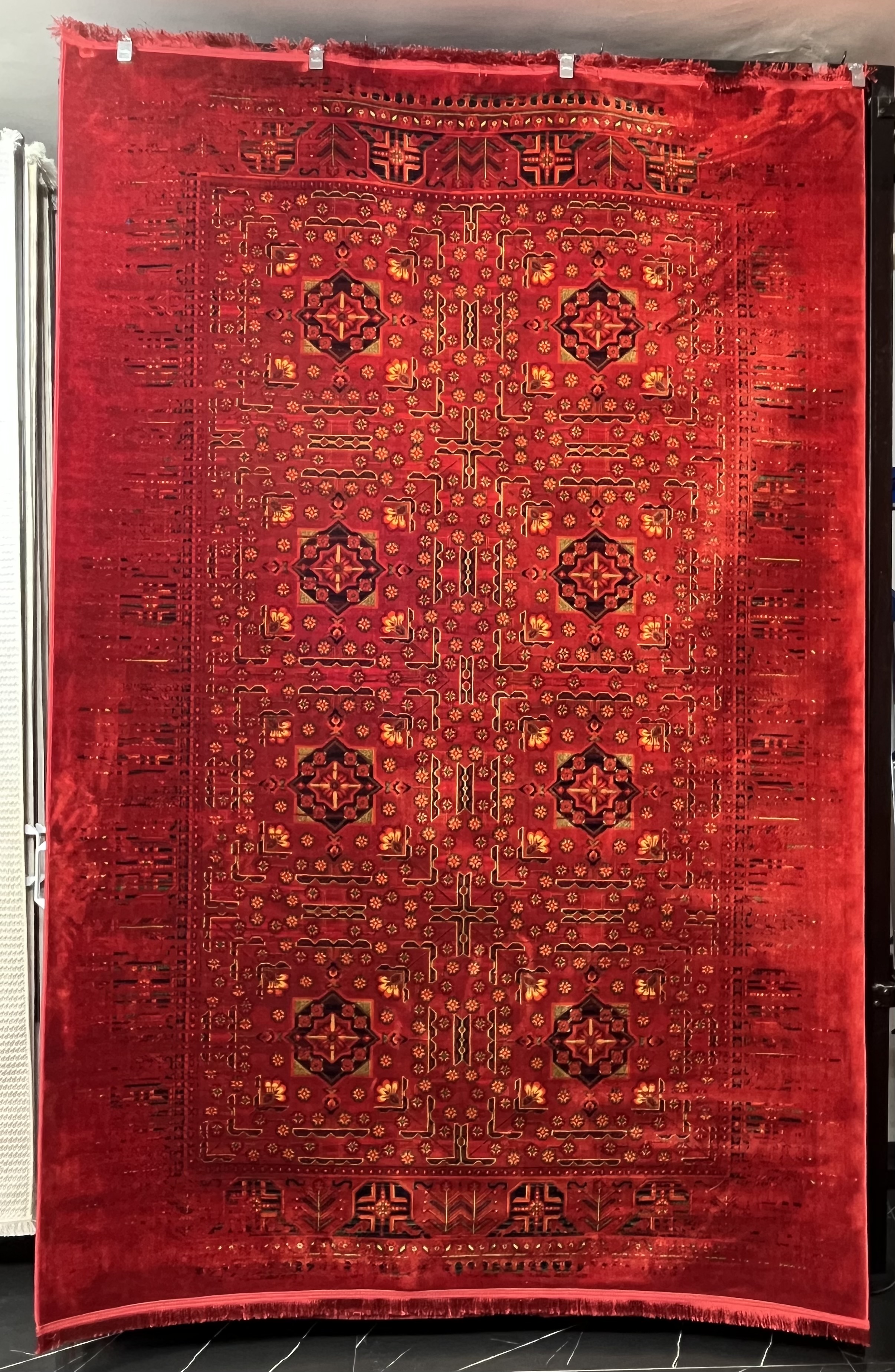 فرش ماشینی/نقش کهن/کلسیون هرمس/۵۰۰/۱۲۰۰/نخ میکروفیلامنت/ ۶متری(۲در۳)